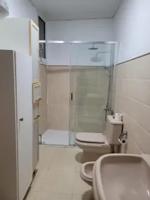 Living Valencia Apartments - Merced - Bathroom