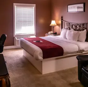 Depot Inn & Suites - Zimmer