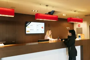 Ibis Lleida - Réception