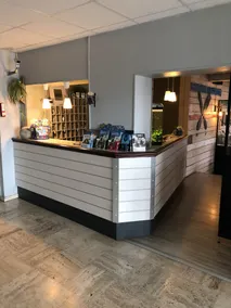 Hôtel Du Port - Reception