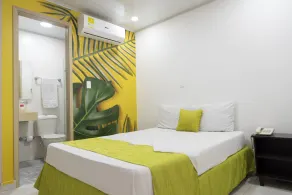 Hotel Millenium Victoria Plaza - Room