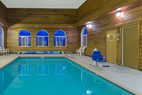 Super 8 by Wyndham Green River - Piscine