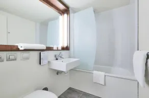 Hôtel Campanile Toulon - Six Fours Ollioules - Salle de bain