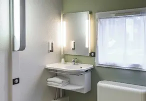 B&B HOTEL Toulouse Cité de l'Espace Hurel - Bathroom