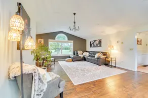 Mtn-view Escape w/ Large Yard in Duncansville! - Interiör