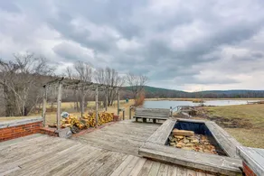 Deck & Views: Spacious ‘Lake House’ Escape - Innvendig