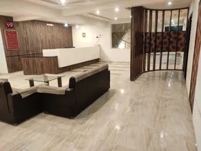 Hotel Luxura - Resepsjon