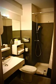Hotel de la Placette Barcelonnette - Bathroom