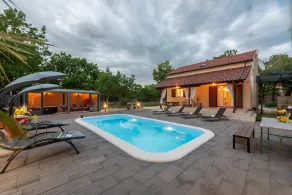 Villa Pax Promona ZadarVillas - Pool