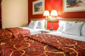 Econo Lodge Inn & Suites Walnut - Zimmer