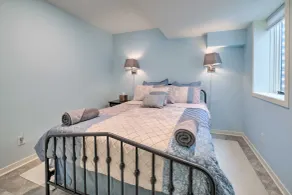 Crystal Lake Home w/ Backyard Lake Access! - Interiør