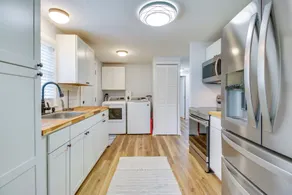 Hillsboro Hideaway w/ Private Hot Tub & Bunkhouse! - Interiör