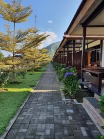 Nusantara Hotel Sembalun - Terrace/patio