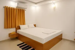 PY OLLIV Chennai THIRUVALLUR - Zimmer