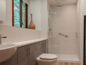 The Dairy - Bathroom