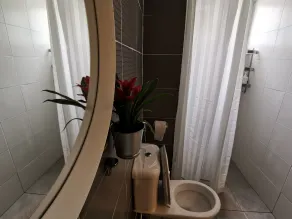 Ethel Cozy Suite - Bathroom