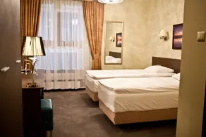 Hotel Sokołowska Airport Modlin - Quarto