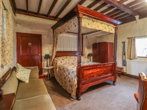 The Barn - Room