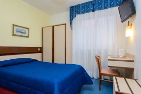 Bes Hotel Papa San Pellegrino Terme - Room