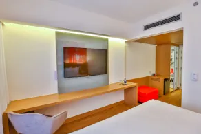 Radisson RED Campinas - Room