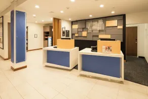 Holiday Inn Express & Suites - Gaylord by IHG - Resepsjon