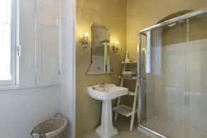 White Lilac Romantic B&B - Adults only - Badezimmer