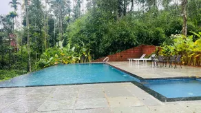 The Village Vista - Pool