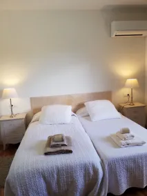 Can Madis Enjoy Your Holidays in the Very Heart of Mallorca - Zimmer