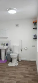 Comfortable holiday home in Basildon Essex - Bathroom