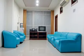 RedDoorz @ Panglima Sudirman - Lobby