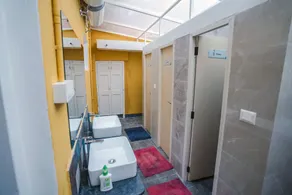 Roambay - Bathroom