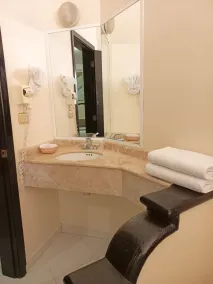HOTEL VILLA MARGARITAS - Salle de bain