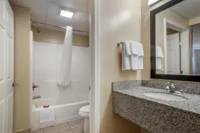 SureStay Studio by Best Western Gonzales - Salle de bain