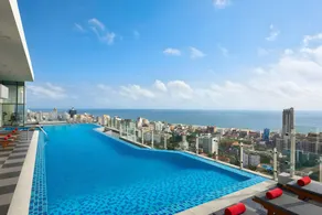 Cinnamon Red Colombo - Piscine