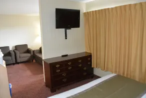 Travelodge by Wyndham Lethbridge - Vue de la chambre