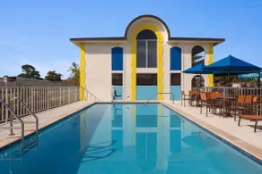 Days Inn by Wyndham Apopka/Orlando - Pool