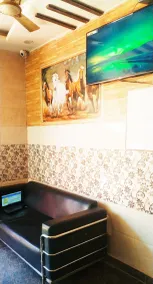 Hotel Keshav - Coin salon dans le hall