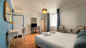 Hôtel l'Amphithéâtre - Room