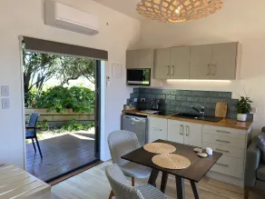 The Bay House Beachfront Accommodation - Chambre