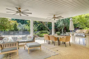 Spacious Home w/ Private Pool, Mins to Folsom Lake - Innvendig