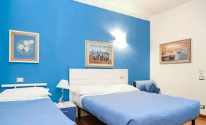 Lia Rooms - Room
