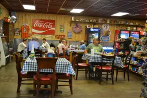 South Shore Cottages - Restaurant