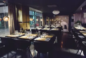 Vox Hotel - Restaurant