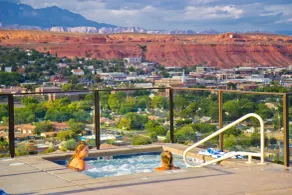 Inn On The Cliff - Pool
