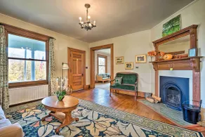 Pet-friendly Moriah Homestead w/ Fire Pit! - Innvendig