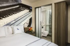 Carnegie Hotel - Room
