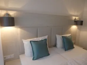 Apricot Hotel - Room