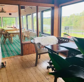Invershin Hotel Bunkhouse & Bar - Reception