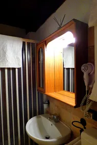Chalet Sul Lago Hotel In Montagna - Badezimmer