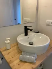 Casa de la Mestra, Espinalbet - ALBERGA - Baño